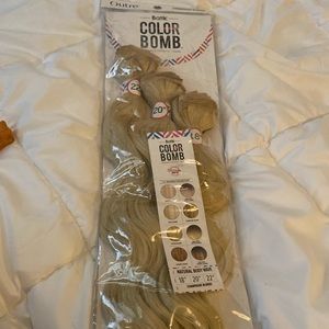 Batik colorbomb synthetic hair.